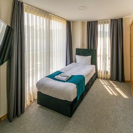 New Garden Airport Hotel Arnavutkoy Екстериор снимка